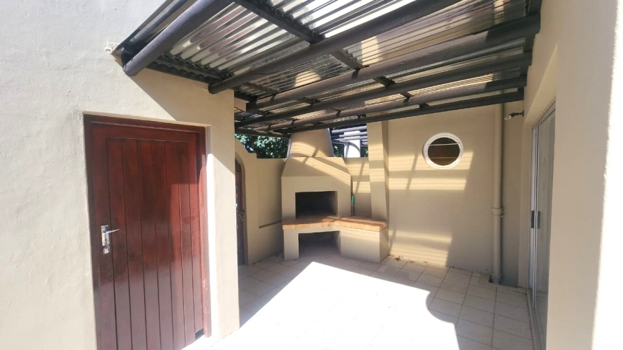 3 Bedroom Property for Sale in Bergzicht Western Cape